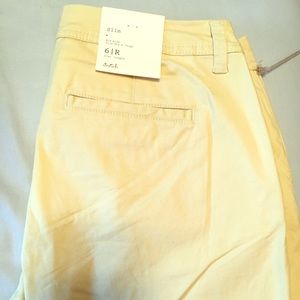 Yellow Boyfriend Pant new with tags!